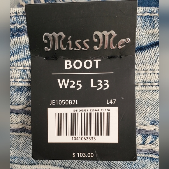 Miss Me Boot Jeans - Picture 10 of 12